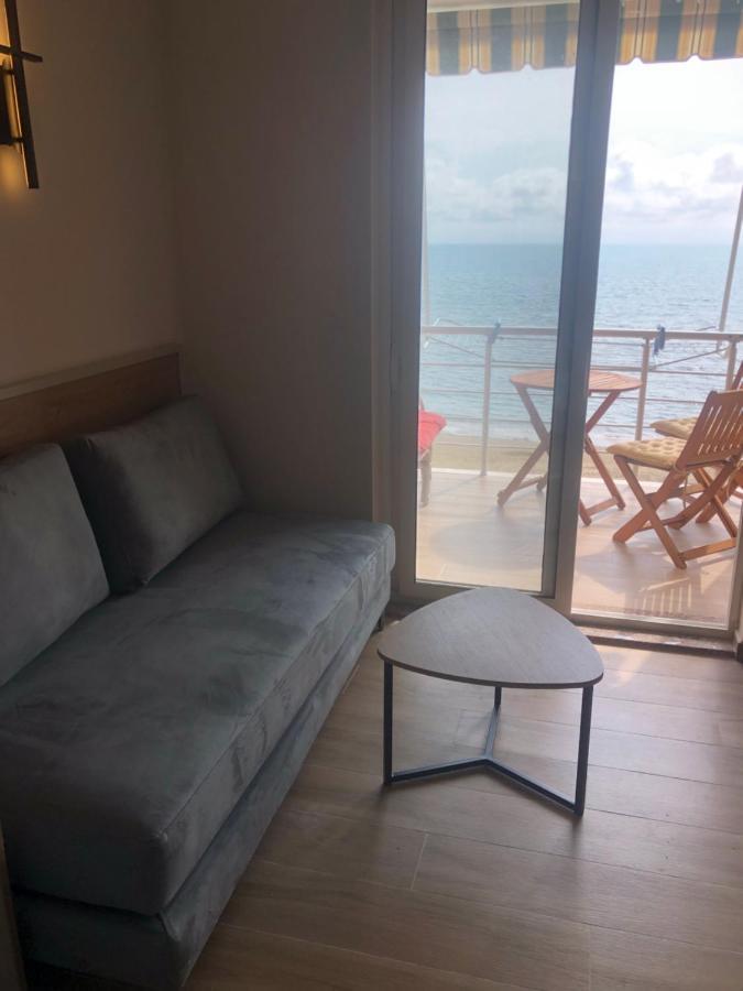 Bellavista Apartment Durrës Exteriör bild